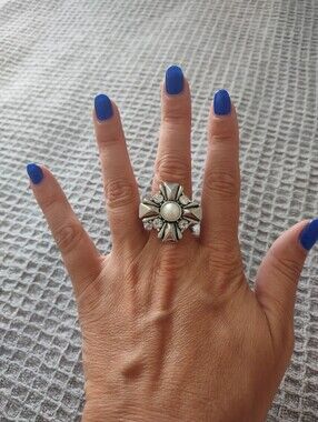 Guess Silver-Tone Cross Ring with White Pearl Accent